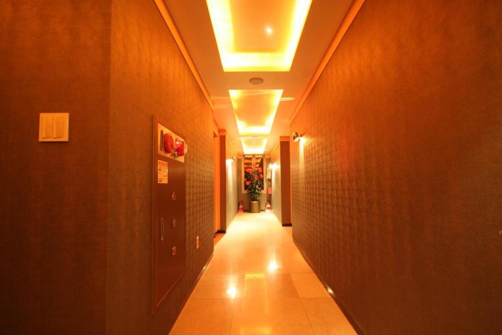 Imi Hotel Gwacheon Exterior photo